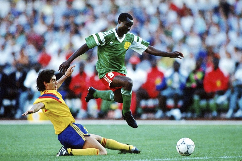 Huyen-thoai-Roger-Milla-Bieu-tuong-bong-da-Cameroon